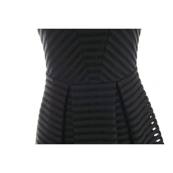 Belle Badgley Mischka Pleated Fit and Flare Black Crochet Mesh Stripe Dress Sz 2 - Picture 5 of 9